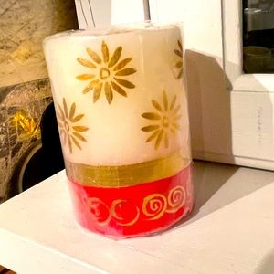 Festive Artisan Holiday Red White & Gold Decorative Christmas Pillar Candle NEW